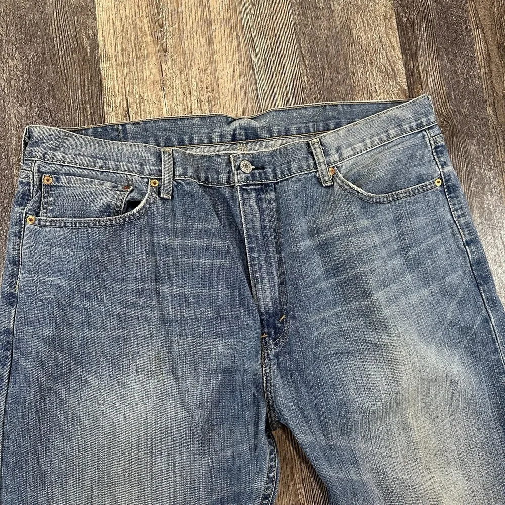Levis 505 Jeans Mens 42x32 Blue Regular Straight Mid‎ Rise Light Wash Denim Fade